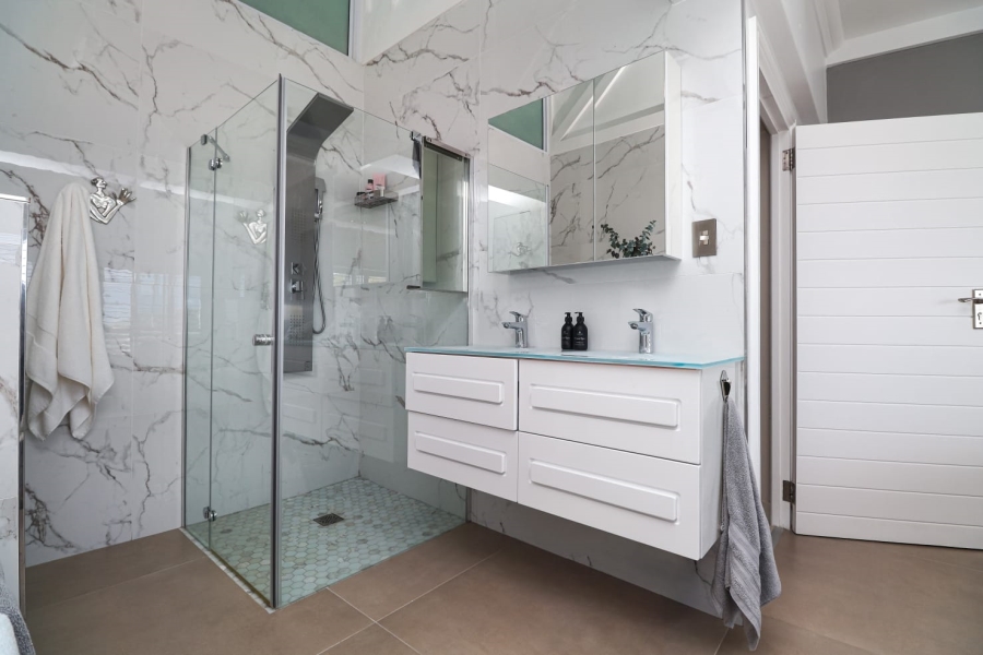 2 Bedroom Property for Sale in Cola Beach Western Cape